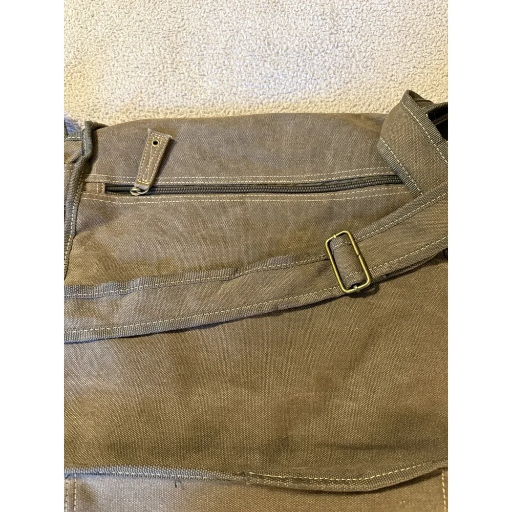 Robin Hood Universal Studios Movie Staff Bag Canvas Messenger Green Discontinued